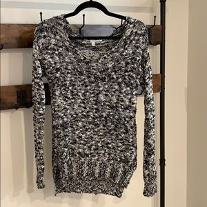 Abound size small long v neck sweater